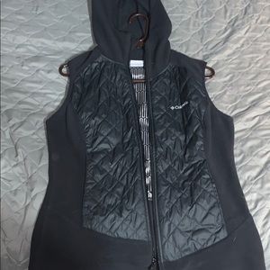 Columbia Vest